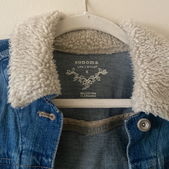 Sonoma Jean Jacket with Faux Fur Collar Size Small - Picture 3 of 4